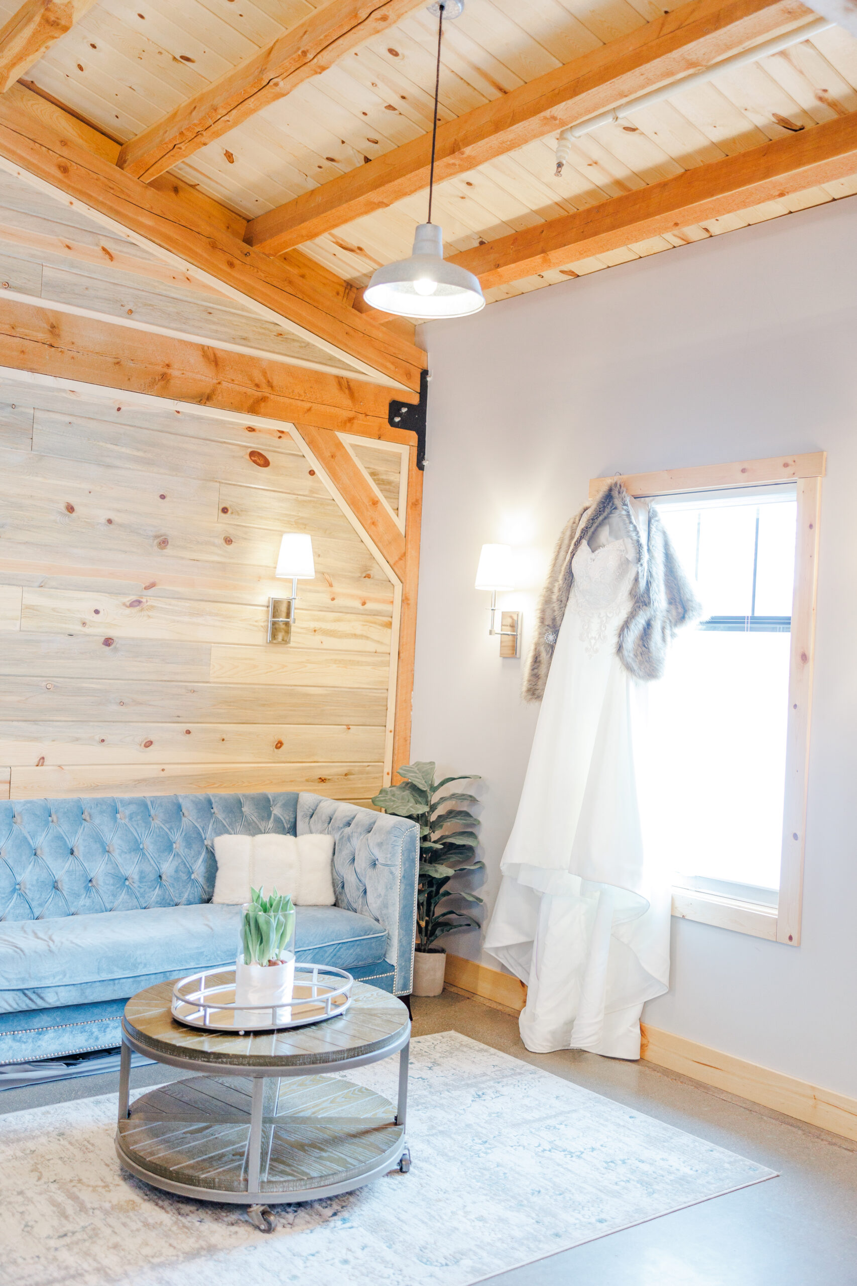 The Meadow Barn at Country Orchard Wedding indoor bridal suite.