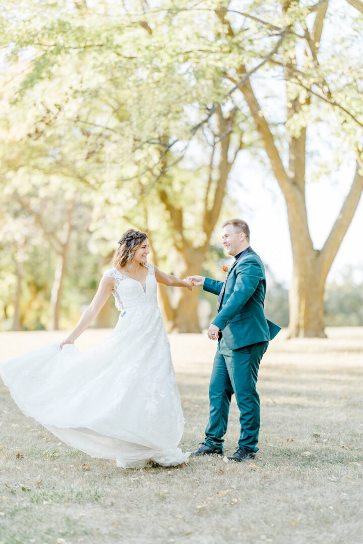 bridal portraits of couple at buffalo ridge resort in gary sd