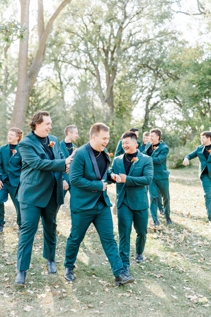 bridal party portraits of couple at buffalo ridge resort in gary sd