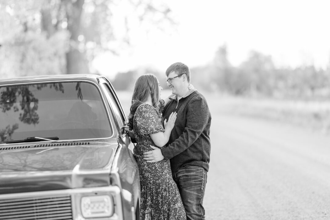 Castlewood SD Engagement session with Holland and Chase