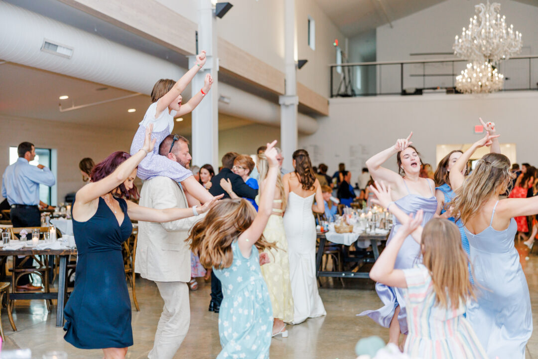 reception at the barn at aspen acres