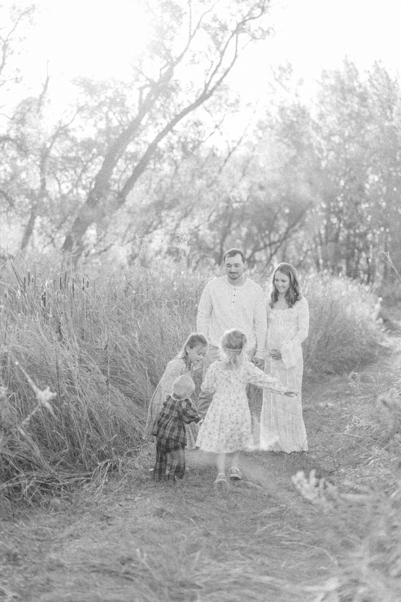 maternity beach family session in watertown sd at lake pelican