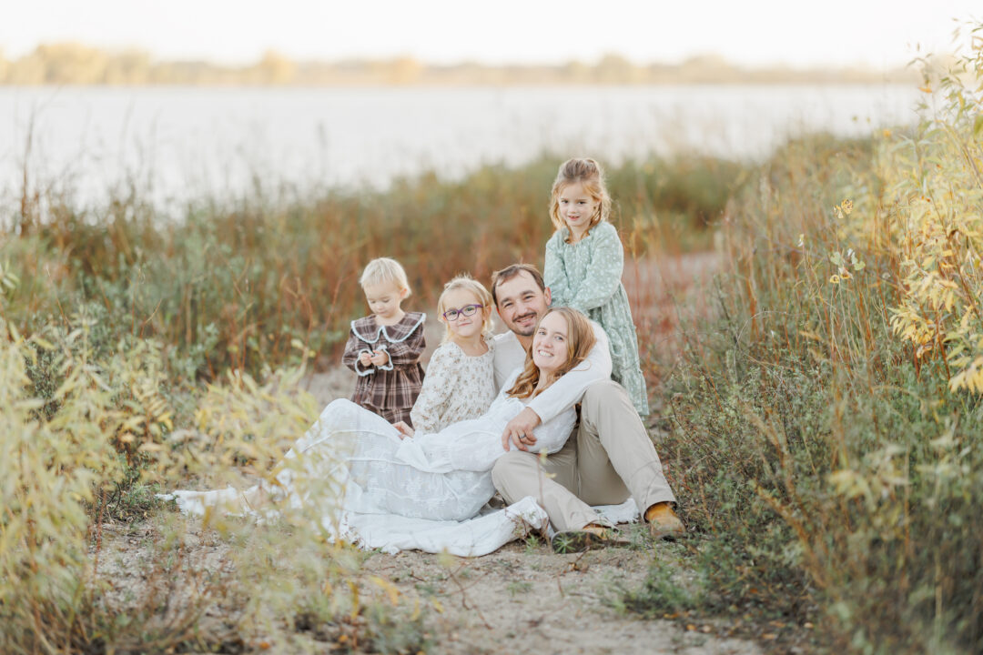 beach maternity session