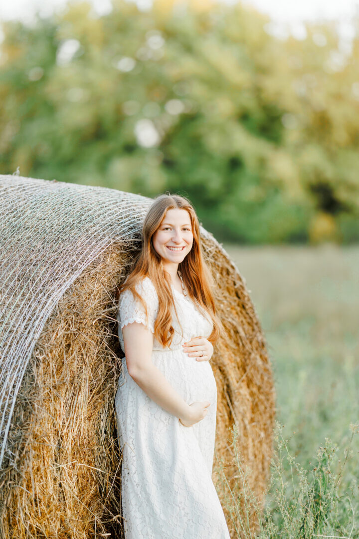 hay bale maternity session