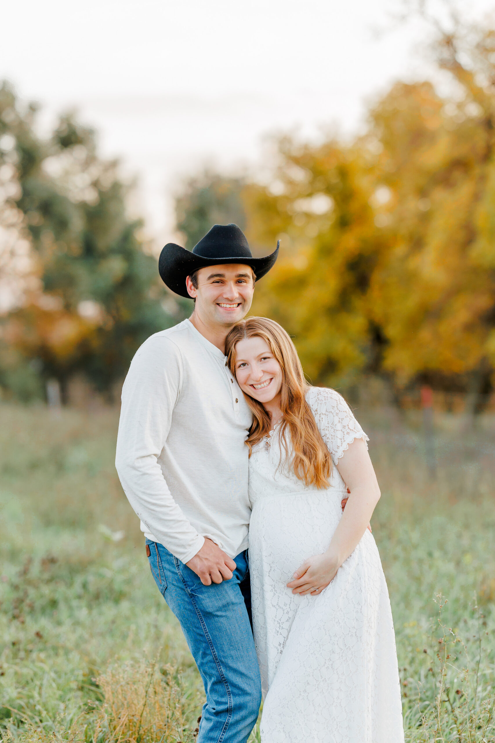 hay bale maternity session