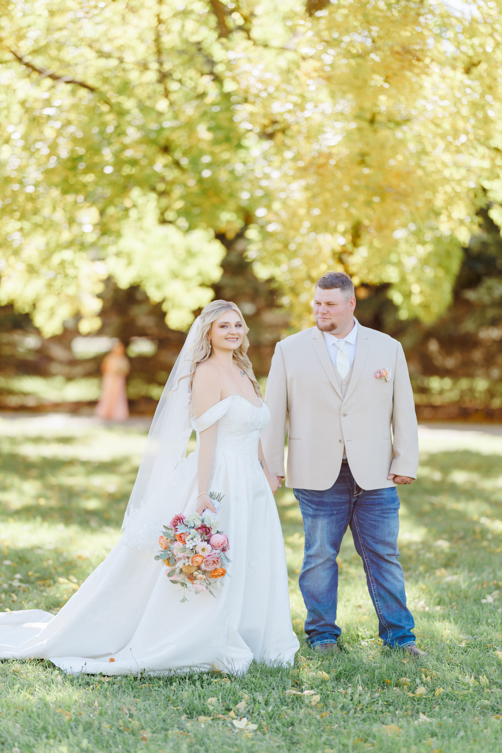 milbank sd wedding bride and groom portraits at lake farley park