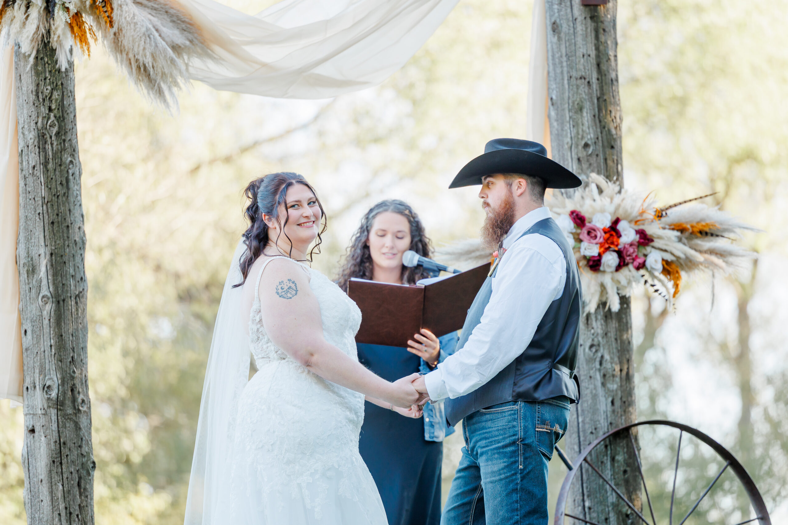 wedding ceremony at stable waters ranch in watertown sd