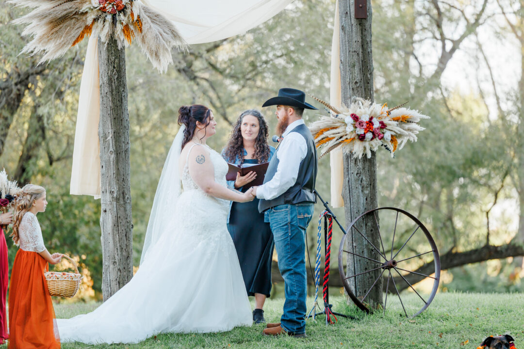 wedding ceremony at stable waters ranch in watertown sd