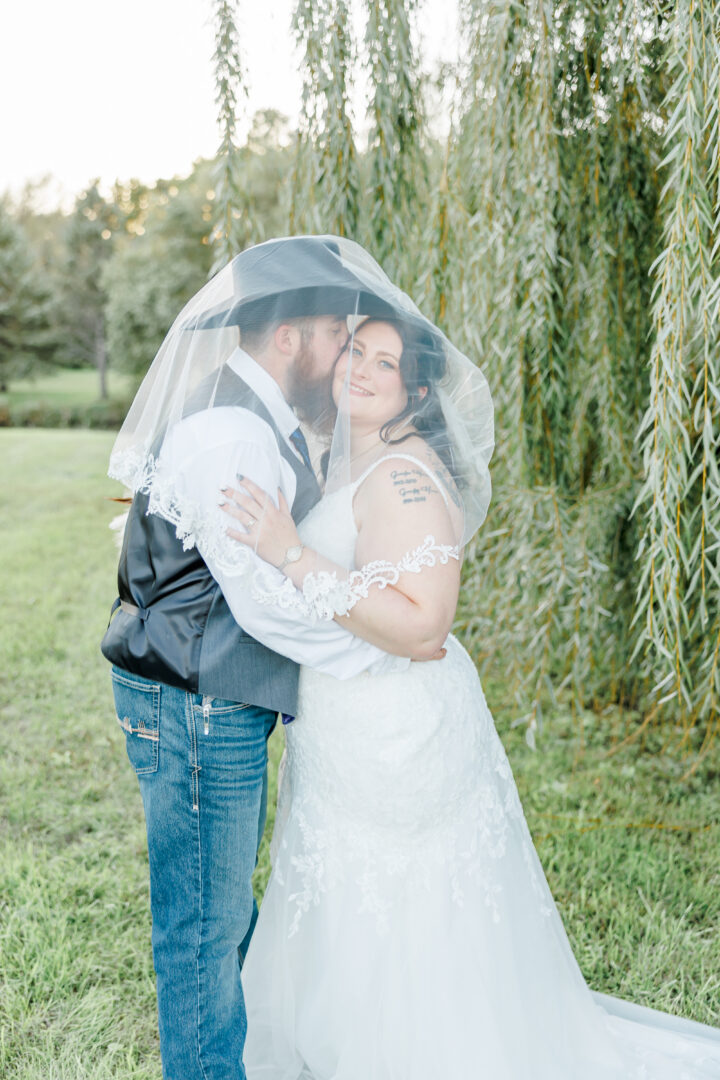bride and groom portraits at stable waters ranch